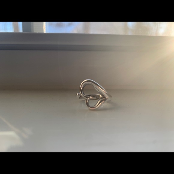 Tiffany Elsa Peretti Heart Ring - Picture 3 of 4